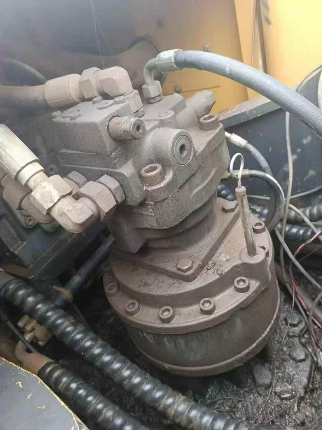 Used XCMG XE215 Excavator 2016 Model / 8