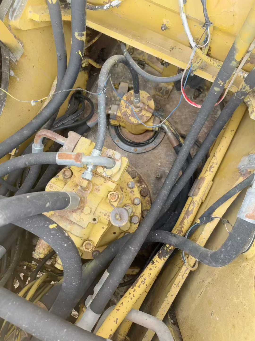Used Caterpillar 320C Excavator 2016 Model / 5