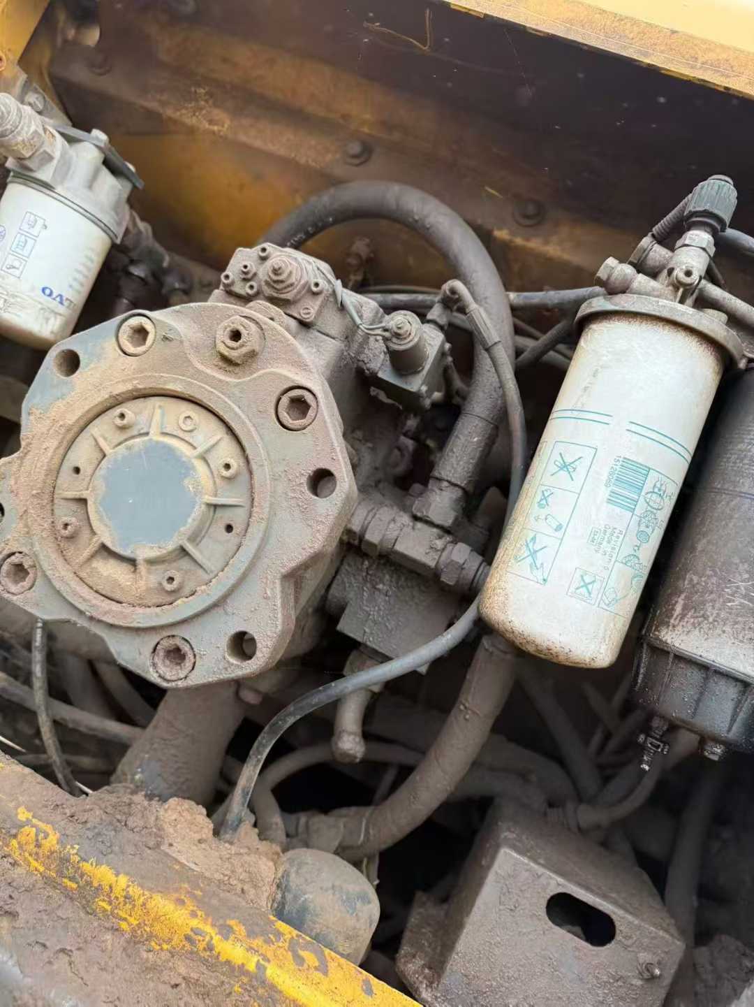 Used Volvo EC60 Excavator 2011 Model / 3