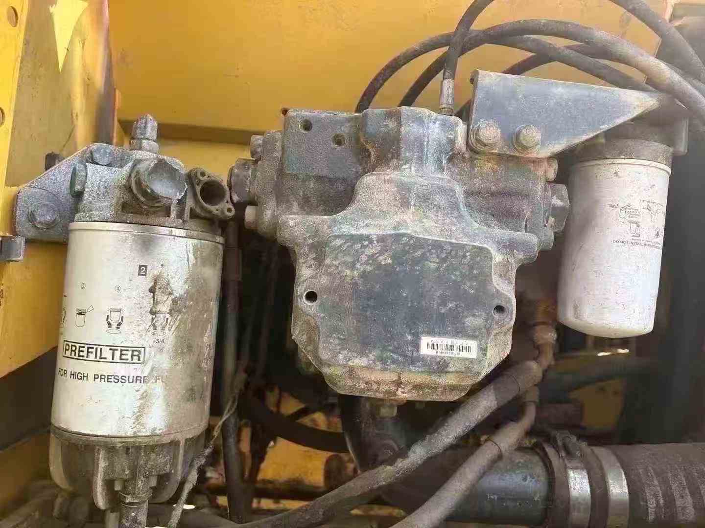 Used Komatsu PC210 Excavator 2013 Model / 7