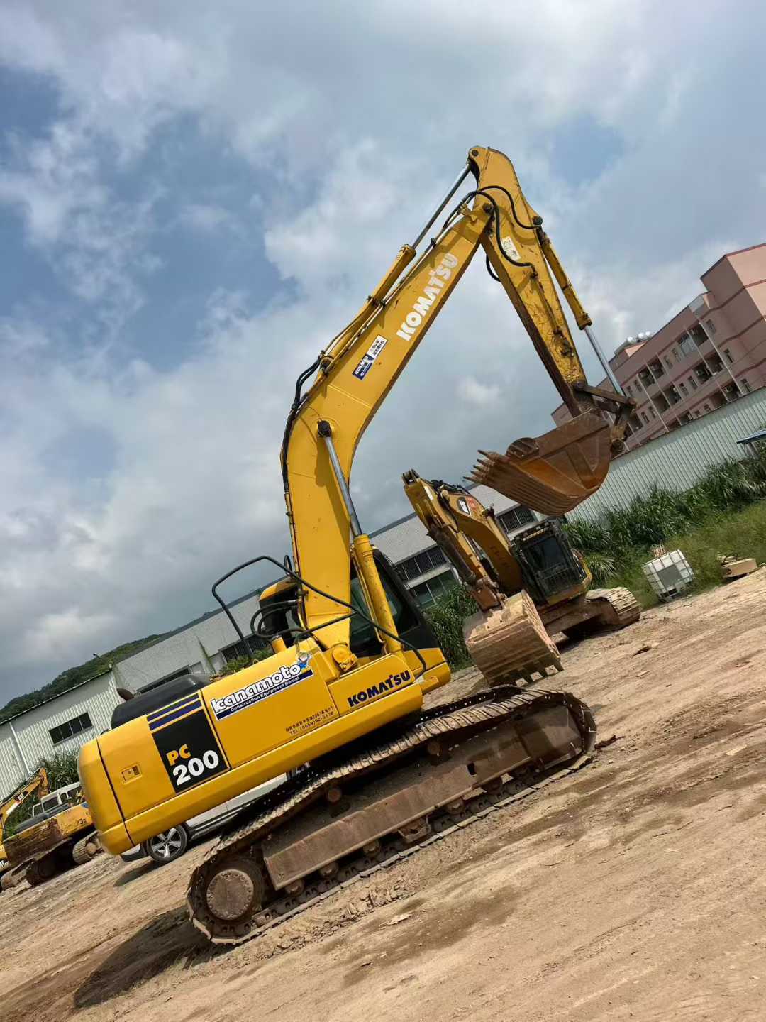 Used Komatsu PW200-7 Excavator 2016 Model / 3