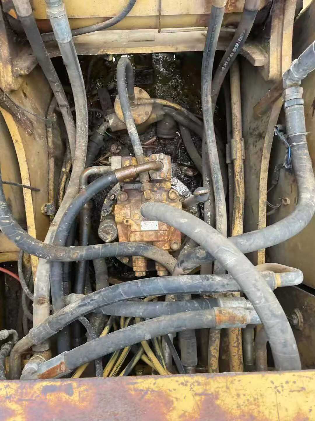 Used Caterpillar 320C Excavator 2016 Model / 5