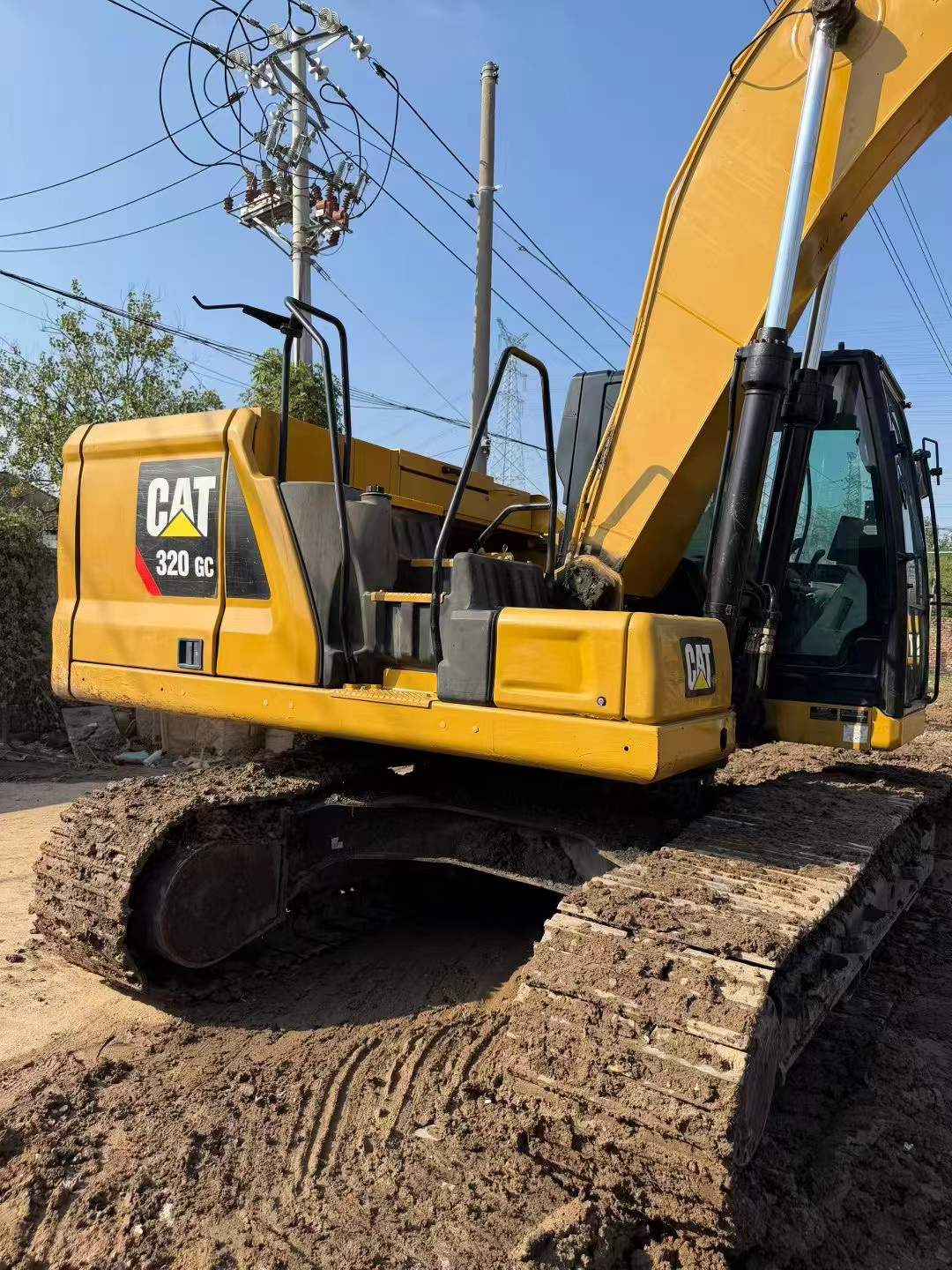 Used Caterpillar 320GC Excavator 2018 Model / 4