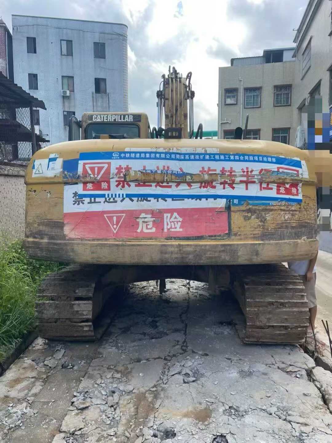 Used Caterpillar 320C Excavator 2016 Model / 3