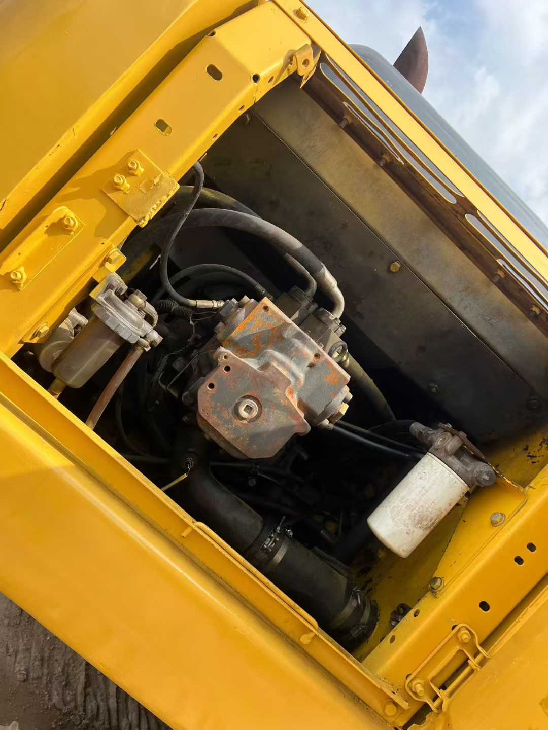 Used Komatsu PW200-7 Excavator 2016 Model / 7