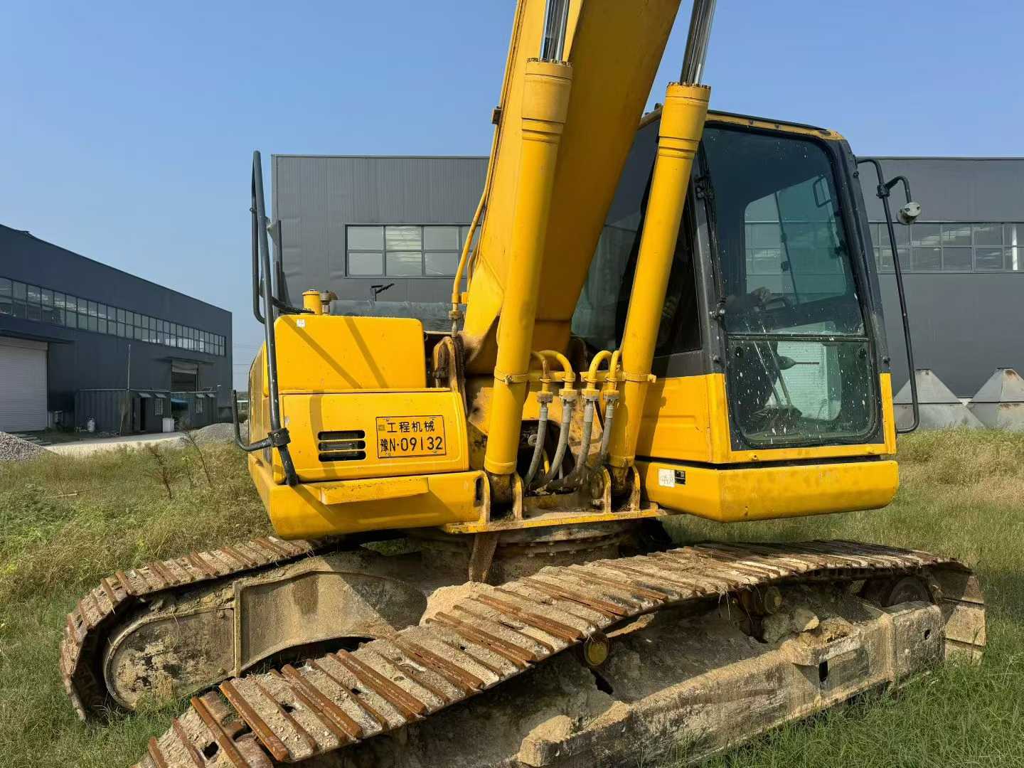 Used Komatsu PC200 Excavator 2014 Model / 4