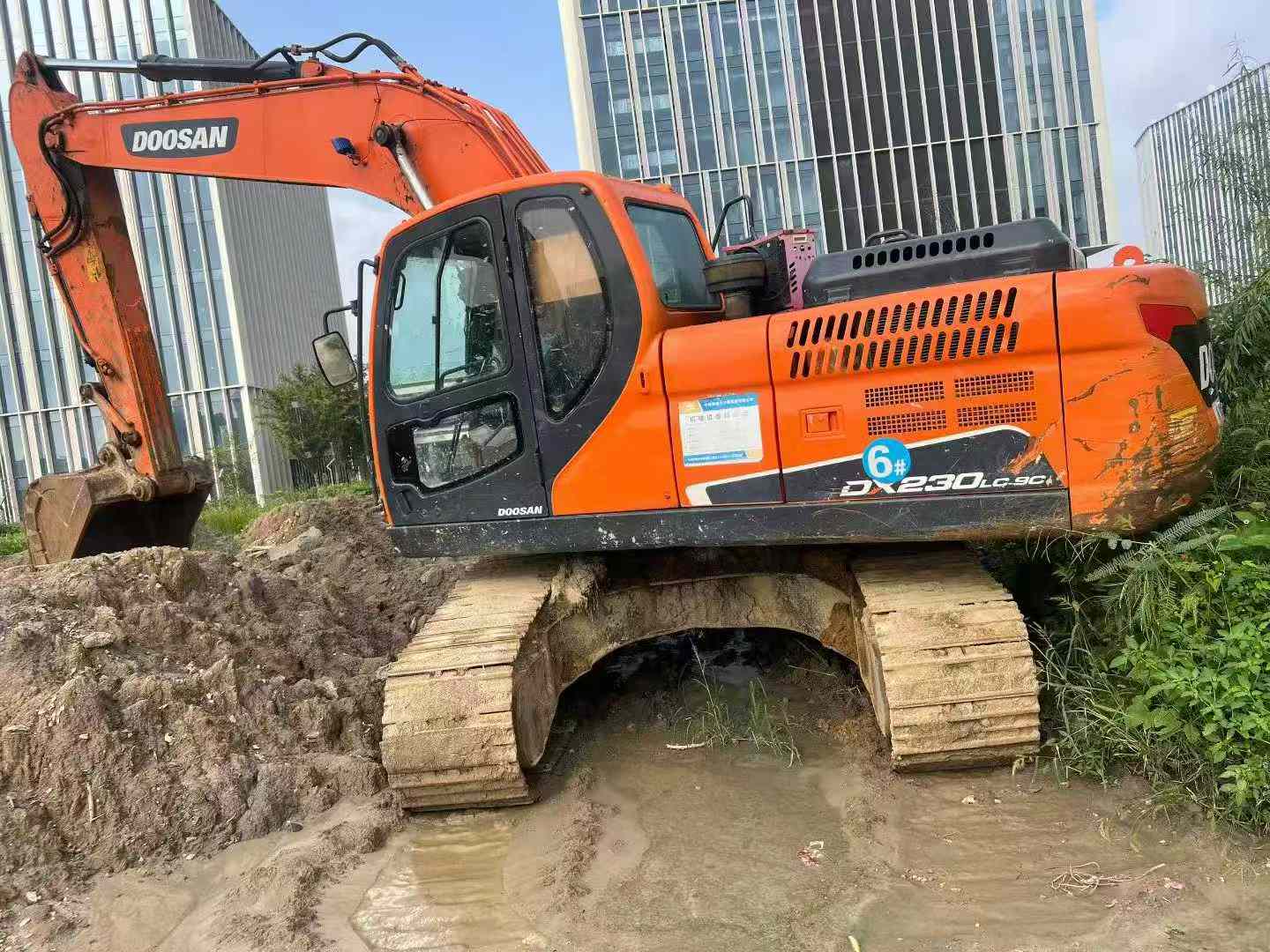 Buy Doosan DX215-9C Used Excavator / 8 Used Doosan DX215-9C Excavator 2018 Model / 8