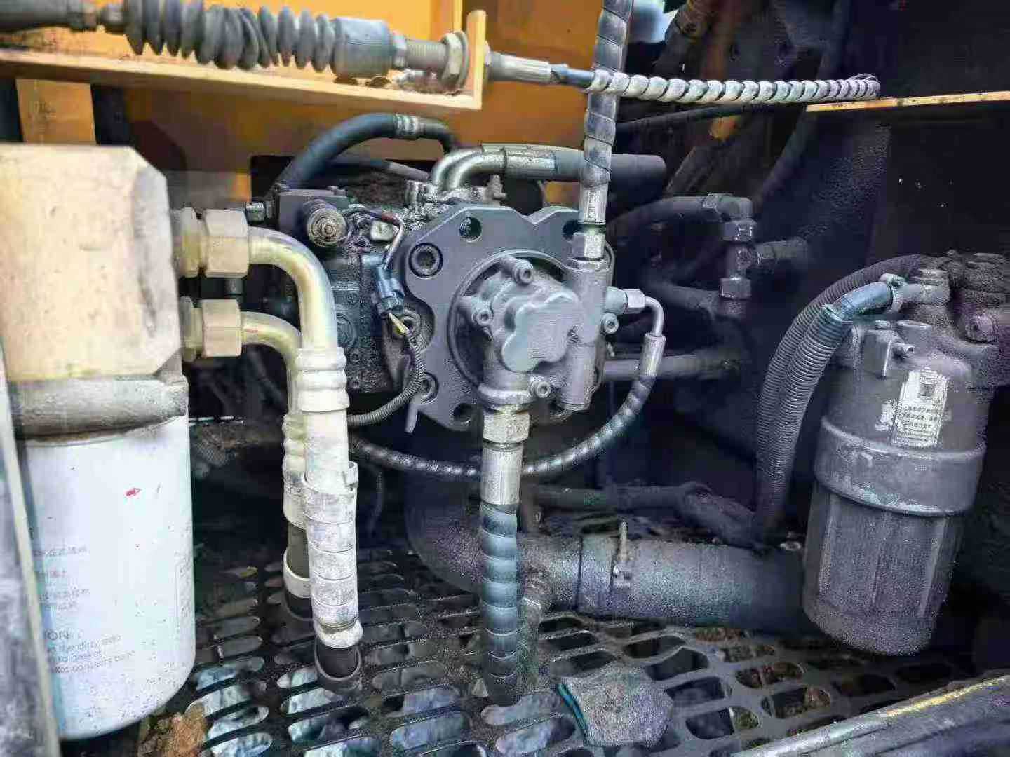 Used Sany SY135 Excavator 2013 Model / 4