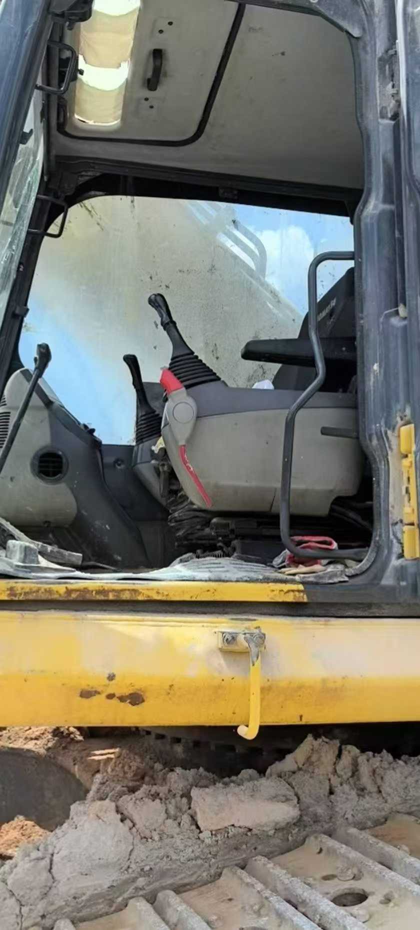 Buy Komatsu PC500LC-10M0 Used Excavator / 7 Used Komatsu PC500LC-10M0 Excavator 2020 Model / 7