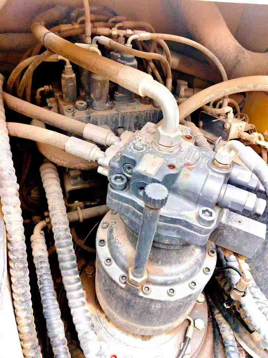 Used XCMG XE205GH Excavator 2020 Model / 7