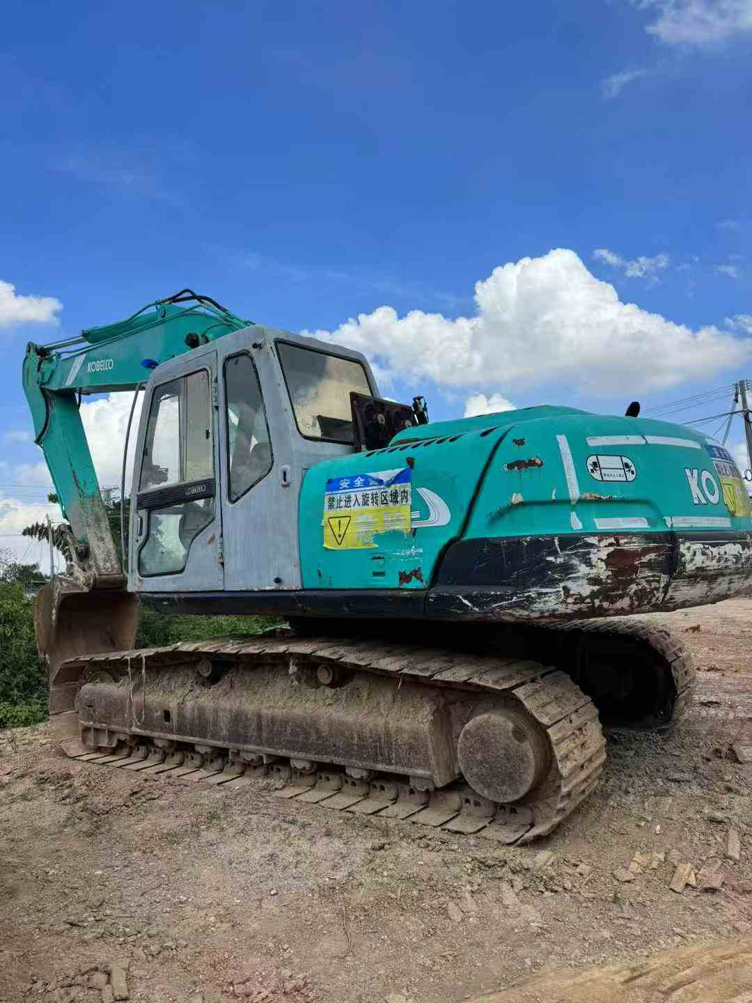 Buy Kobelco SK200-5.5 Used Excavator / 9 Used Kobelco SK200-5.5 Excavator 2016 Model / 9
