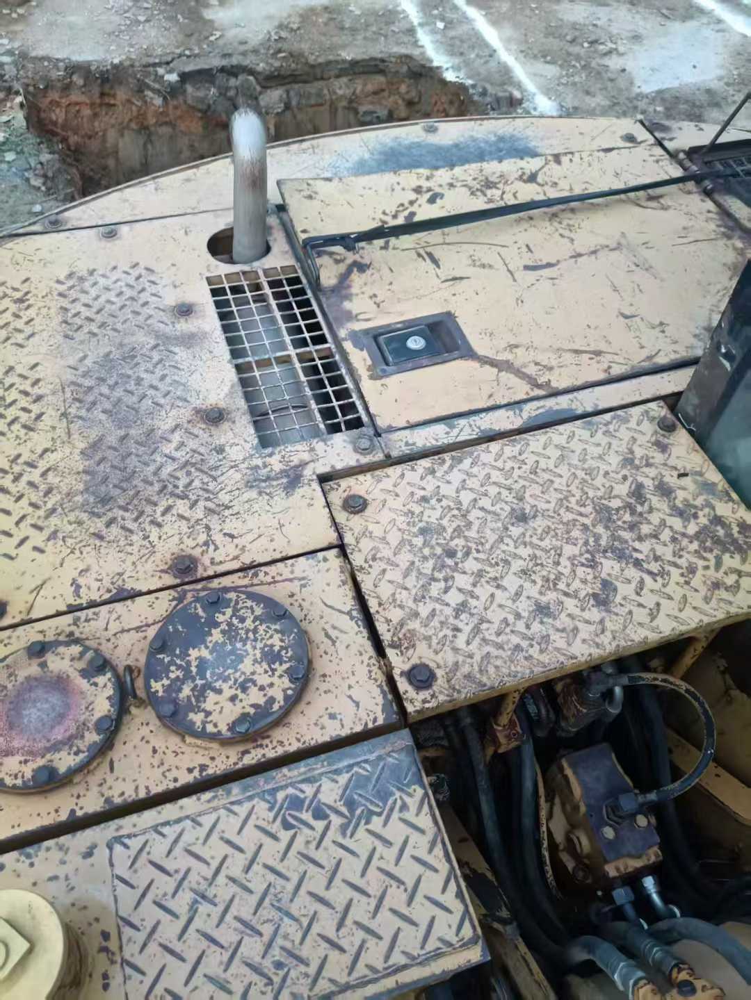 Used Caterpillar E70B Excavator 2016 Model / 3