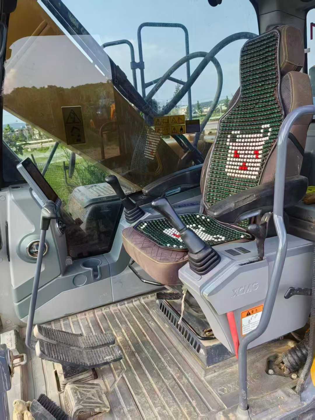 Used XCMG LW200 Excavator 2021 Model / 7