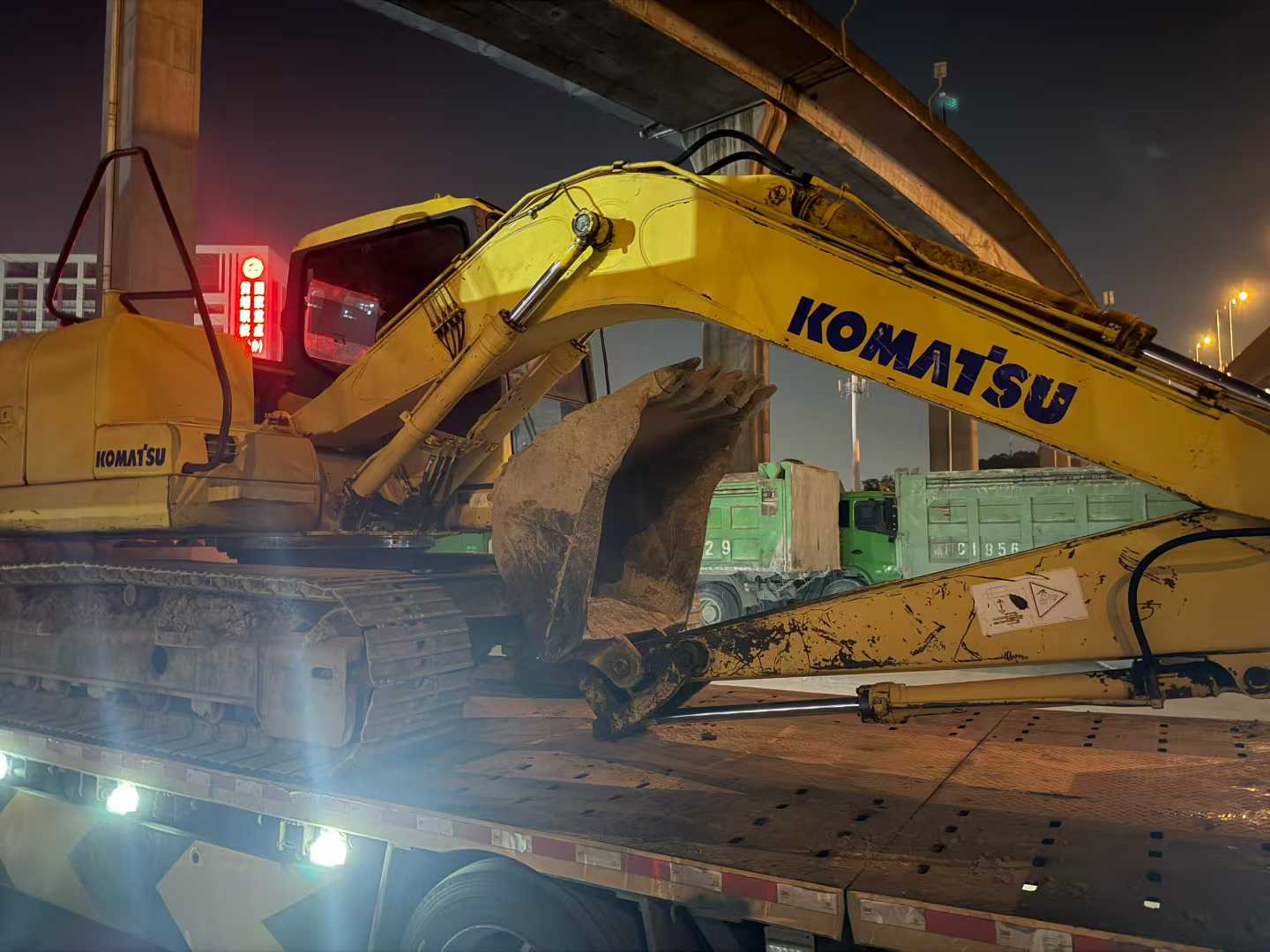 Used Komatsu PC110-7 Excavator 2016 Model / 3