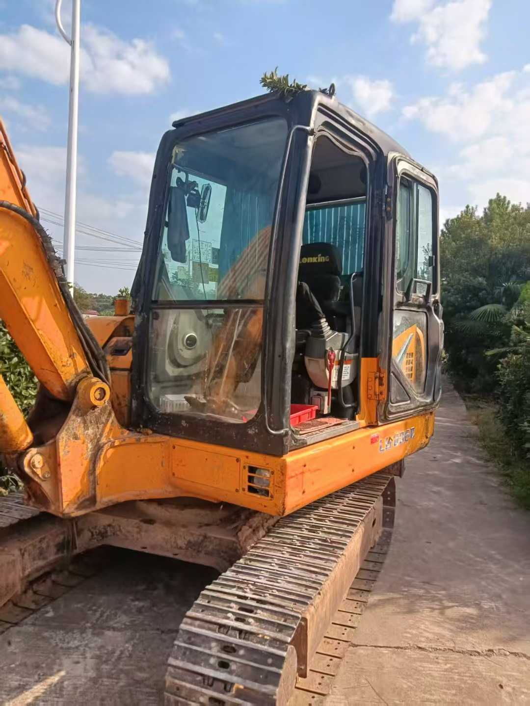 Used XCMG XE60 Excavator 2019 Model / 3