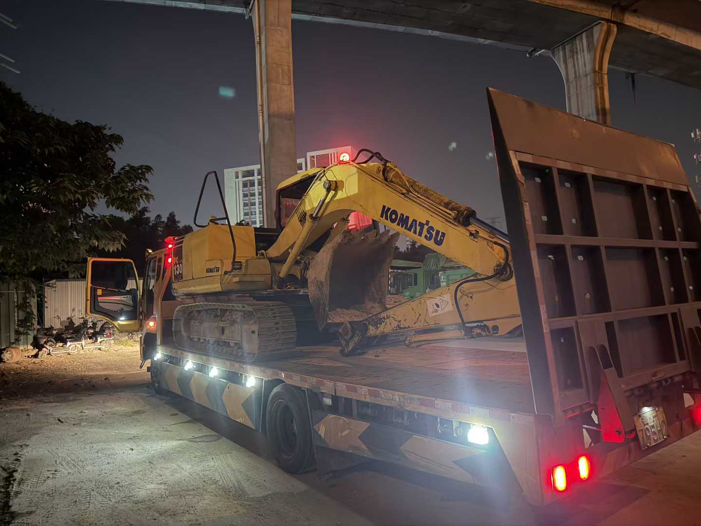 Used Komatsu PC110-7 Excavator 2016 Model / 4