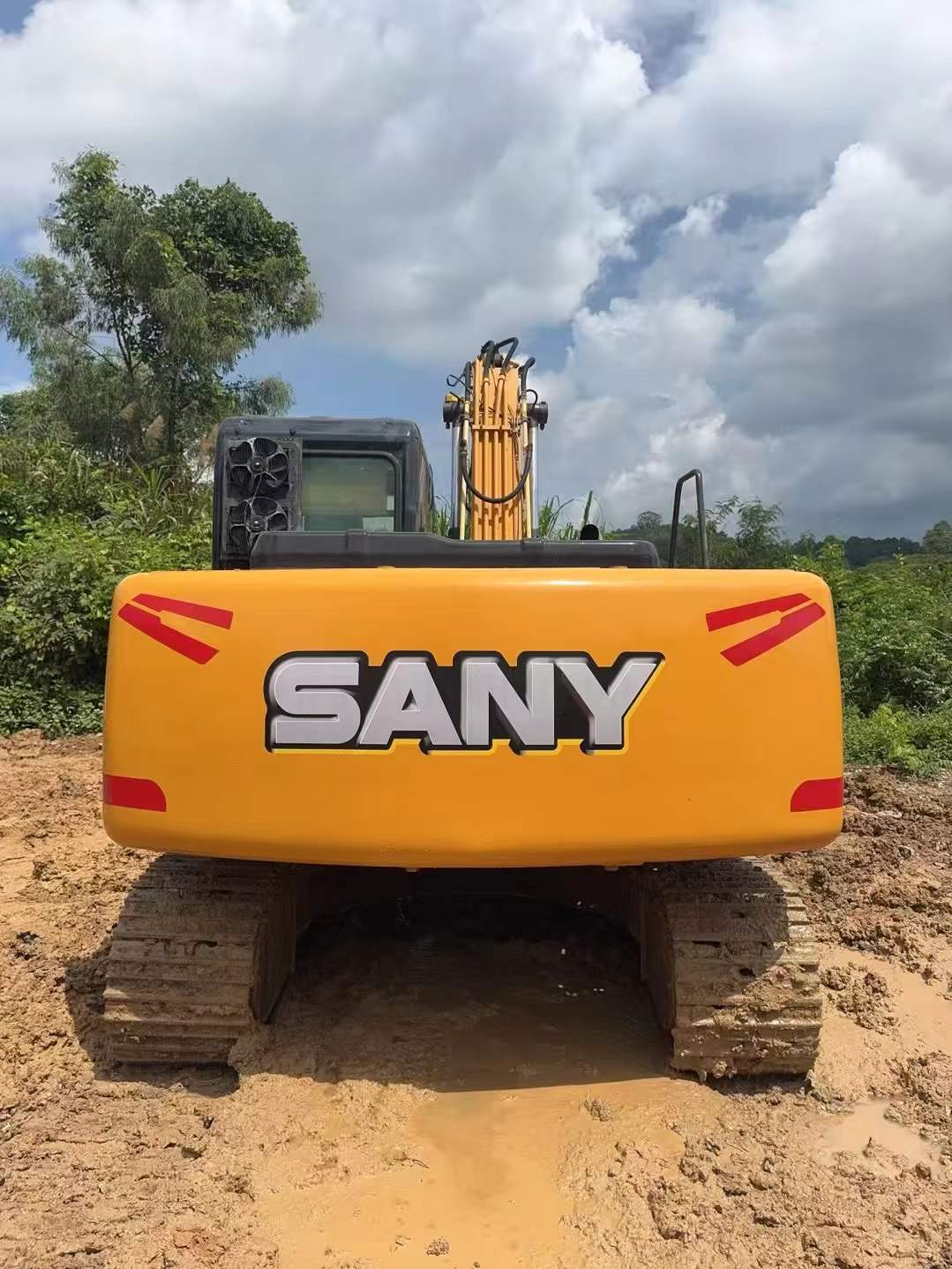 Used Sany SY135 Excavator 2016 Model / 9