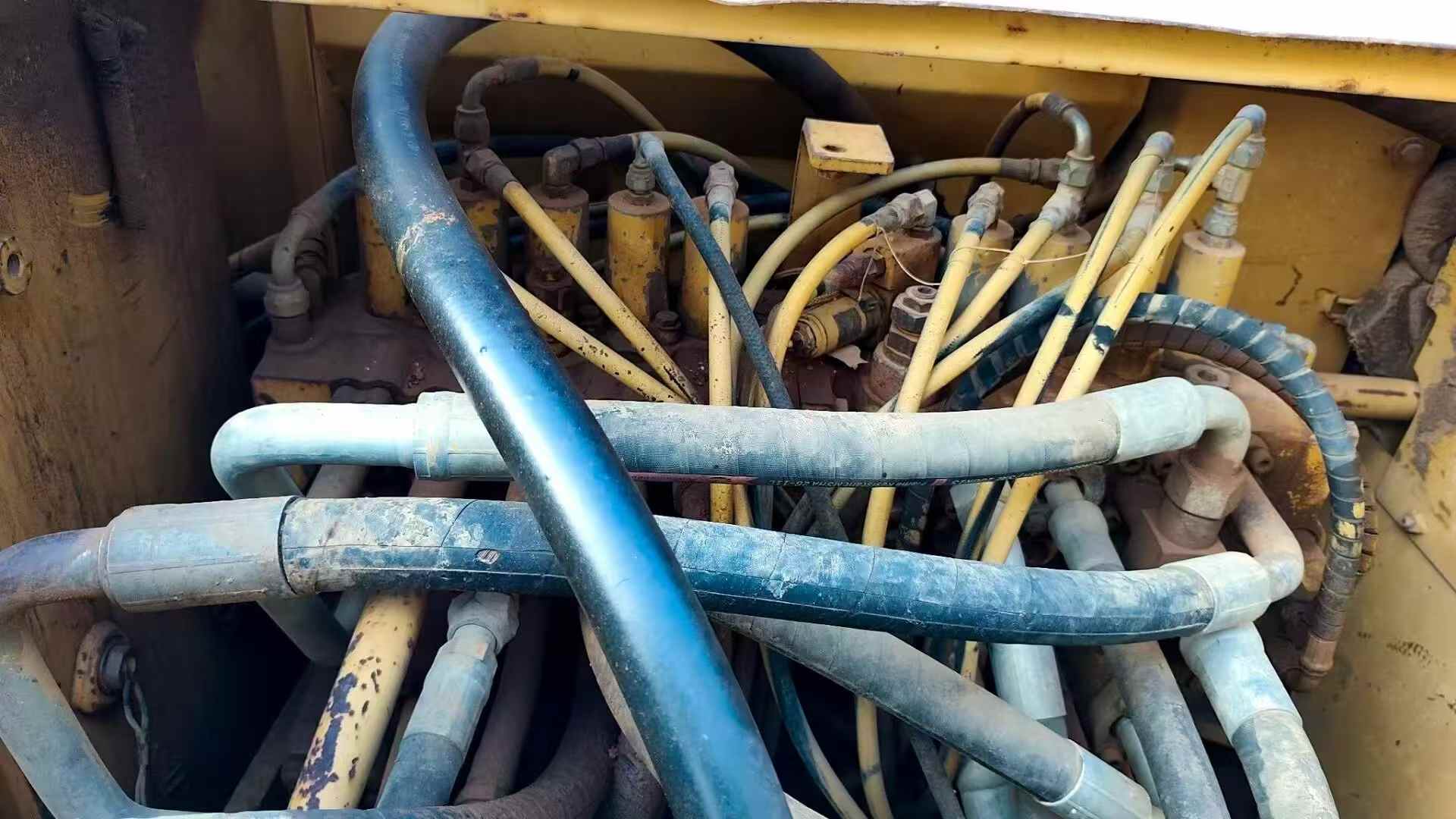 Used Caterpillar 320C Excavator 2016 Model / 5