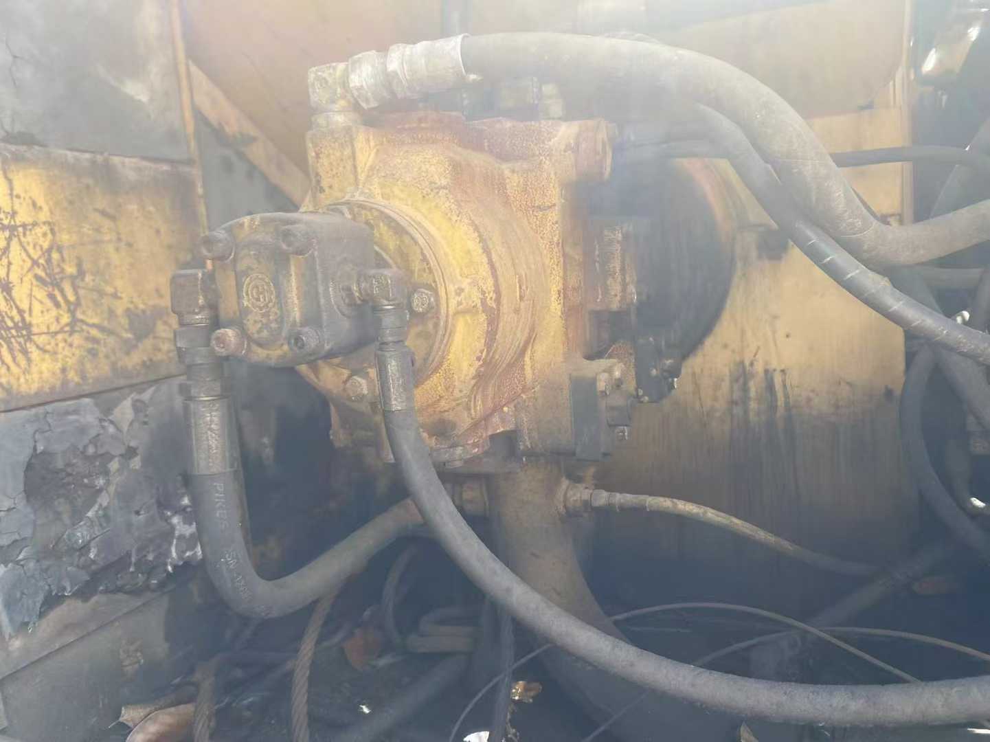 Used Caterpillar 320V2 Excavator 2016 Model / 2