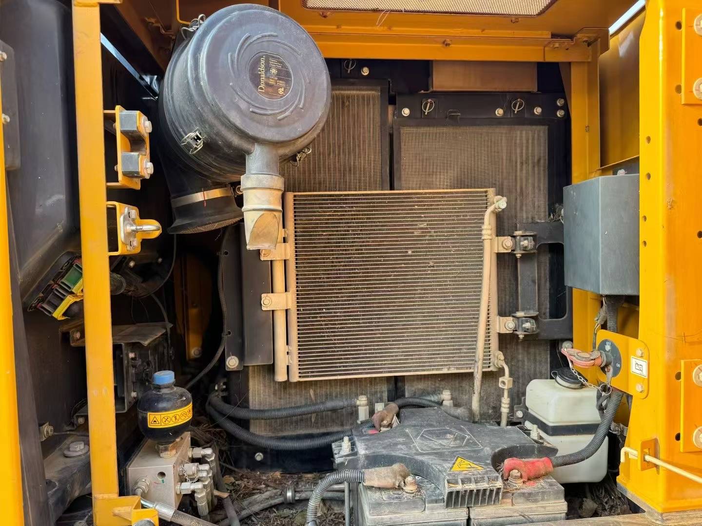 Used XCMG XE135GA Excavator 2024 Model / 3