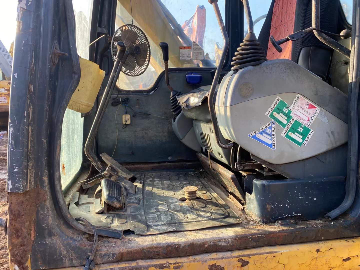 Used Komatsu PC60-7 Excavator 2016 Model / 7