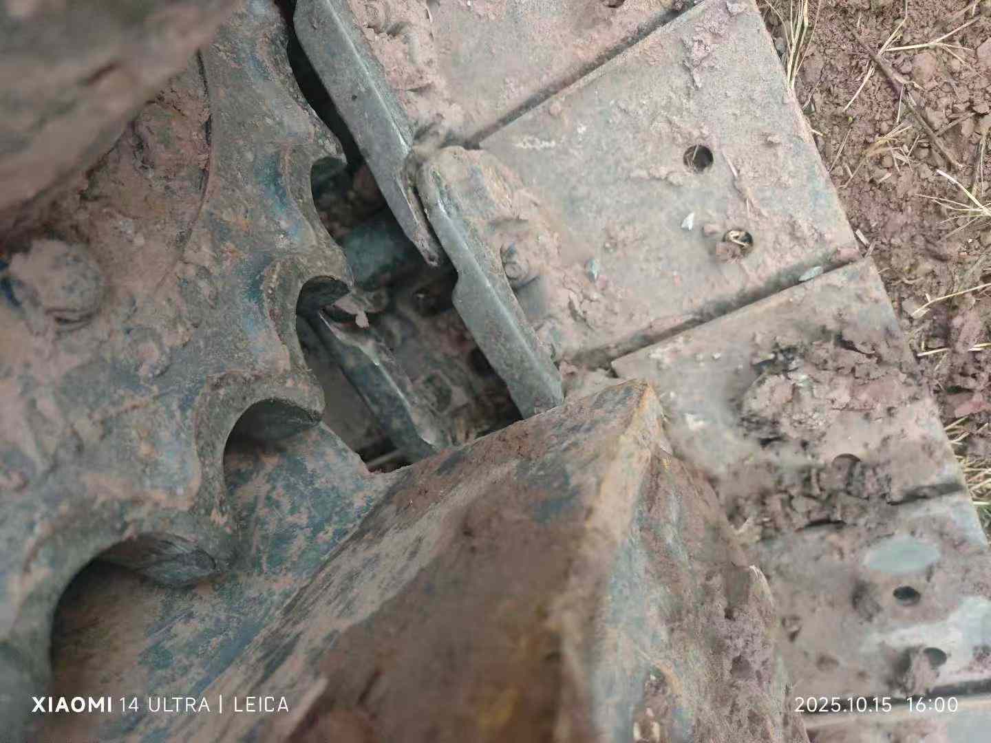 Used XCMG XE60 Excavator 2022 Model / 3