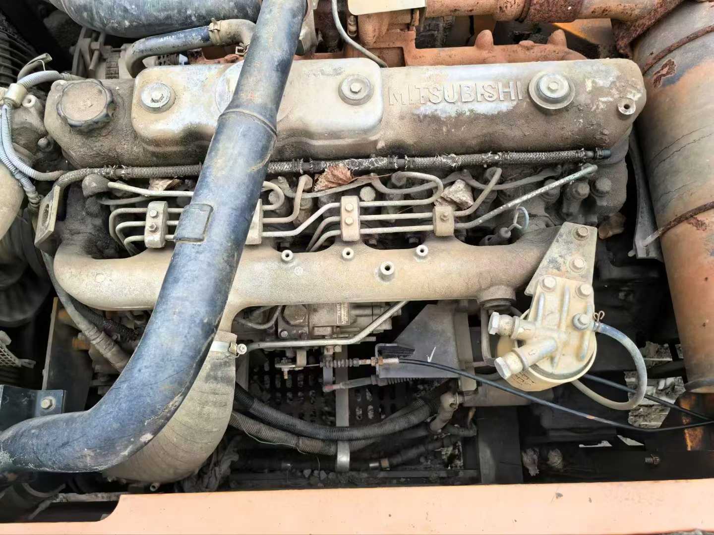 Used Sany SY205H Excavator 2014 Model / 4