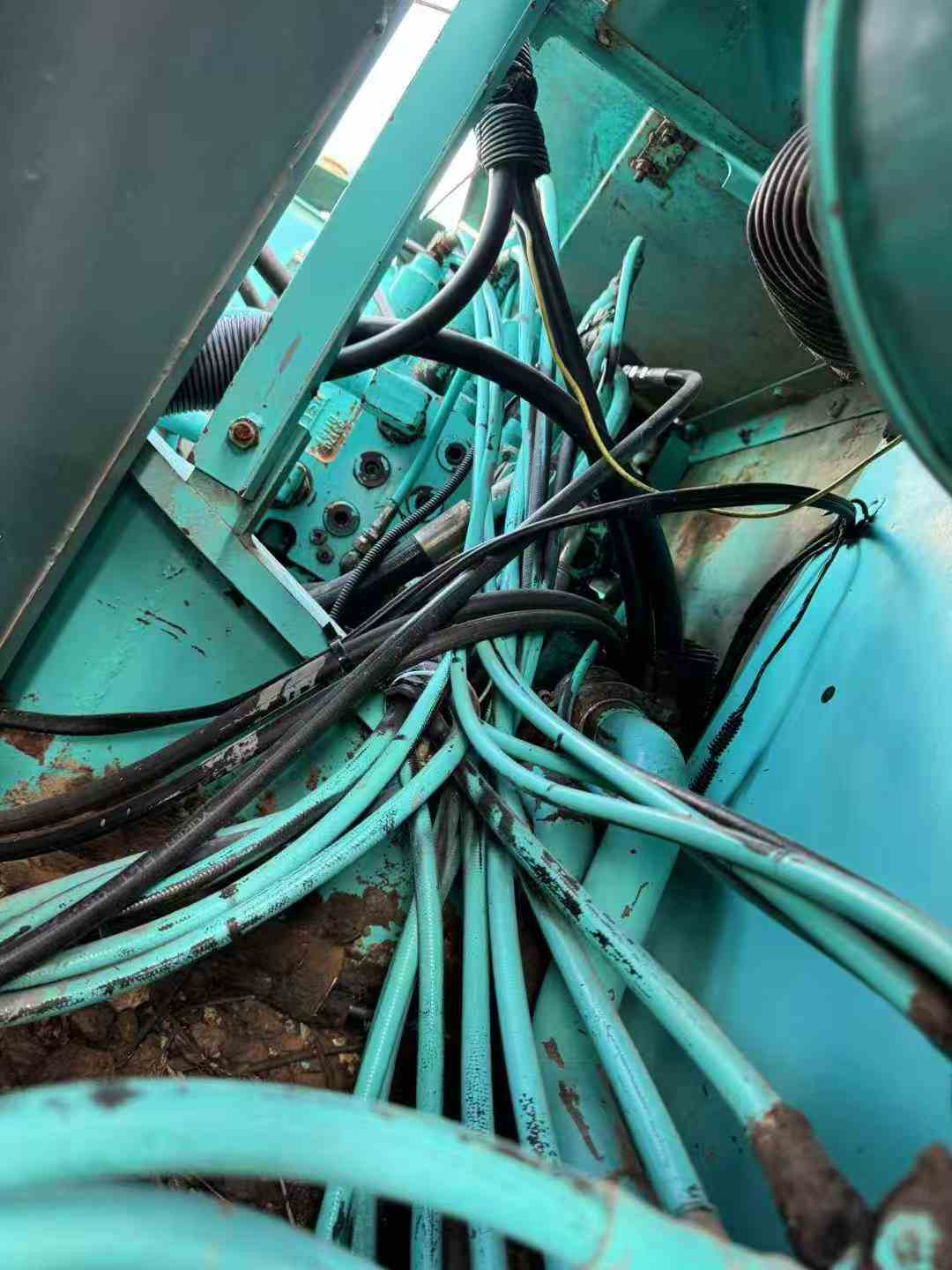 Buy Kobelco SK200-5.5 Used Excavator / 5 Used Kobelco SK200-5.5 Excavator 2016 Model / 5