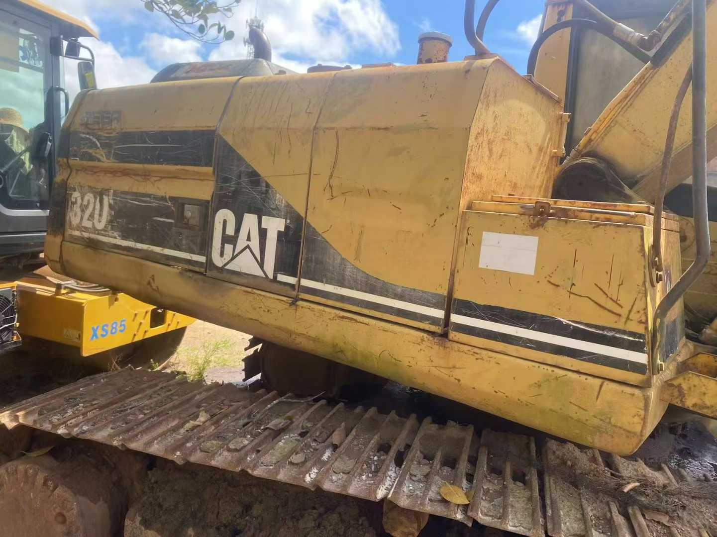 Used Caterpillar 320V2 Excavator 2016 Model / 3