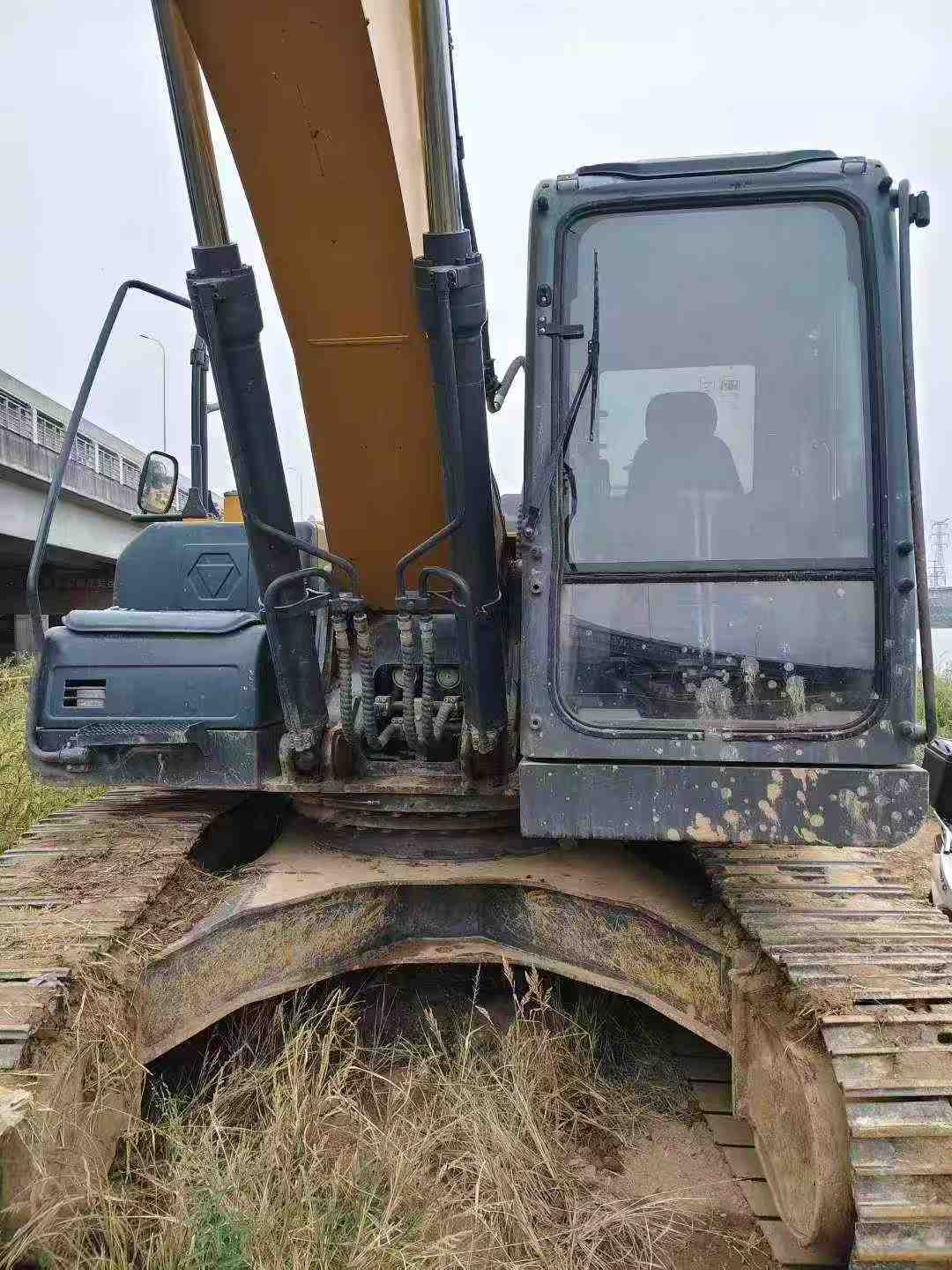 Used XCMG XE205GH Excavator 2020 Model / 4