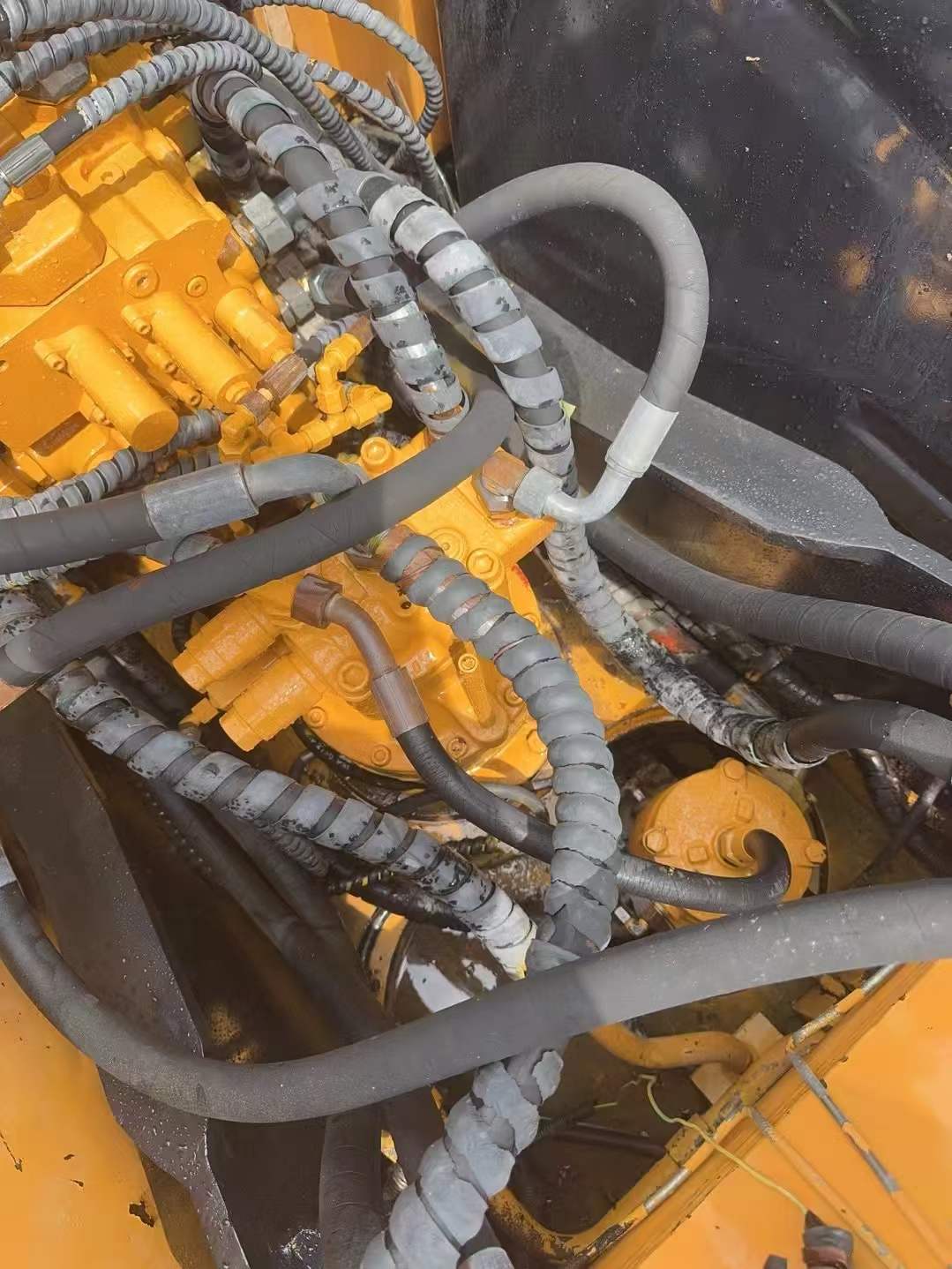 Used Sany SY135 Excavator 2016 Model / 5