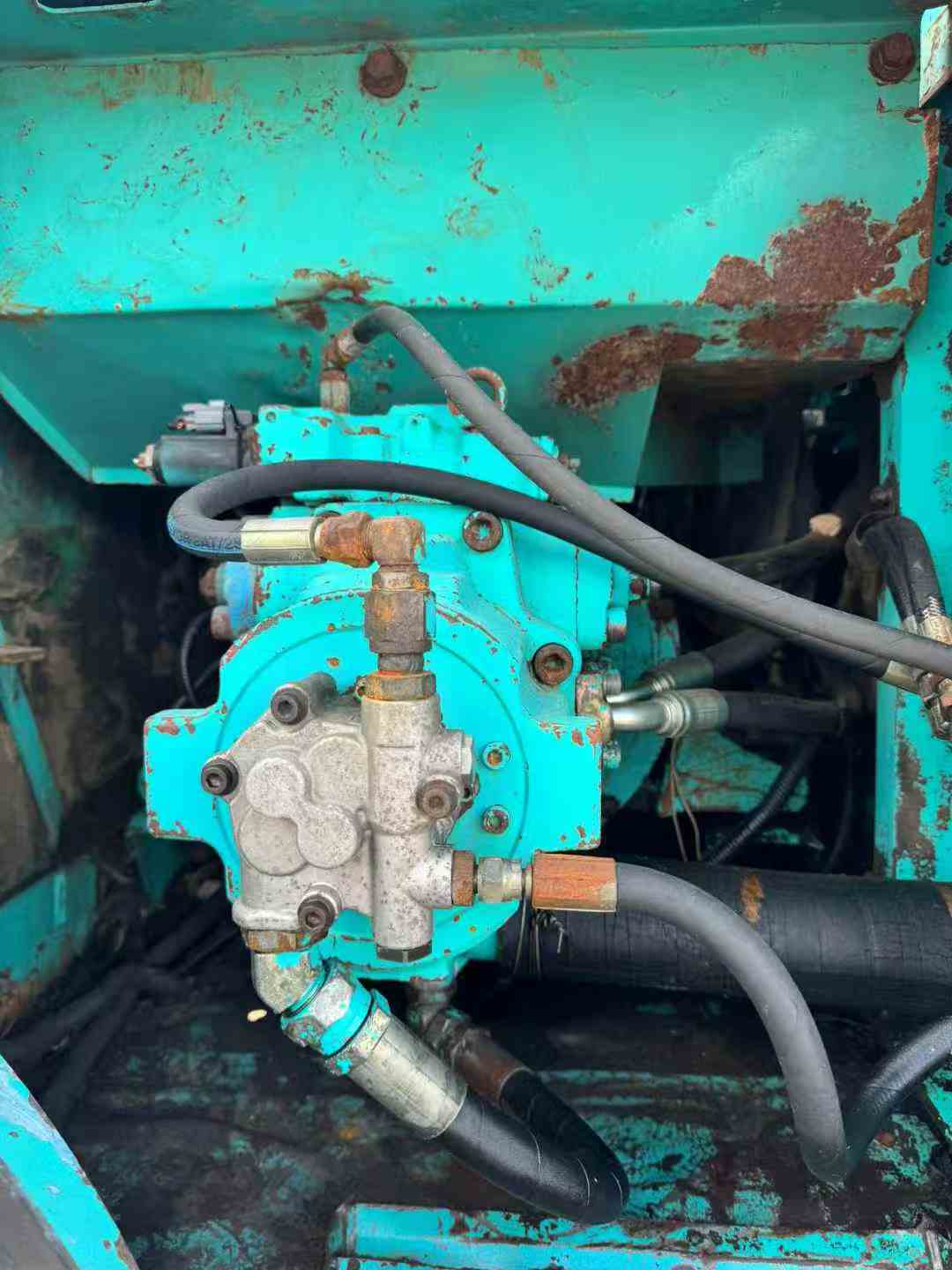 Buy Kobelco SK200-5.5 Used Excavator / 8 Used Kobelco SK200-5.5 Excavator 2016 Model / 8