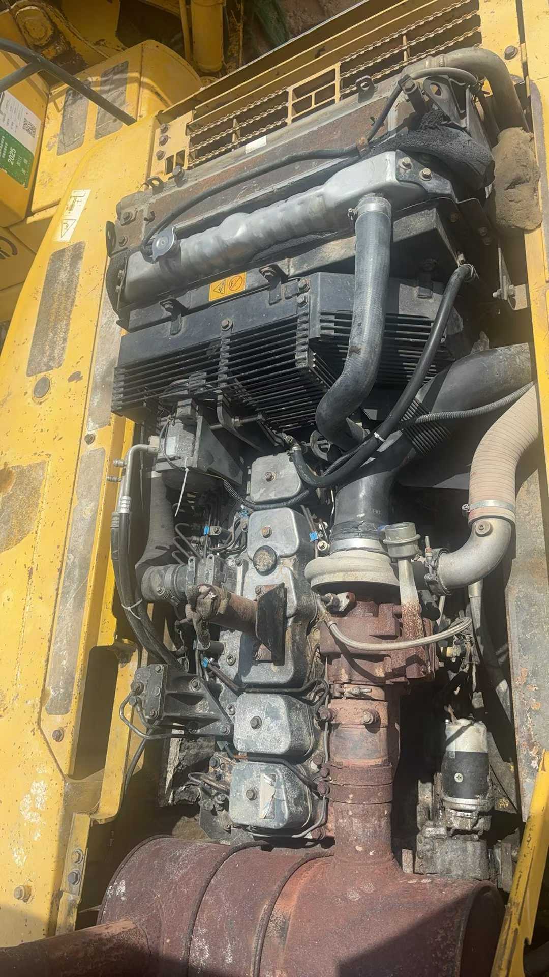 Used Komatsu PW200-7 Excavator 2016 Model / 7