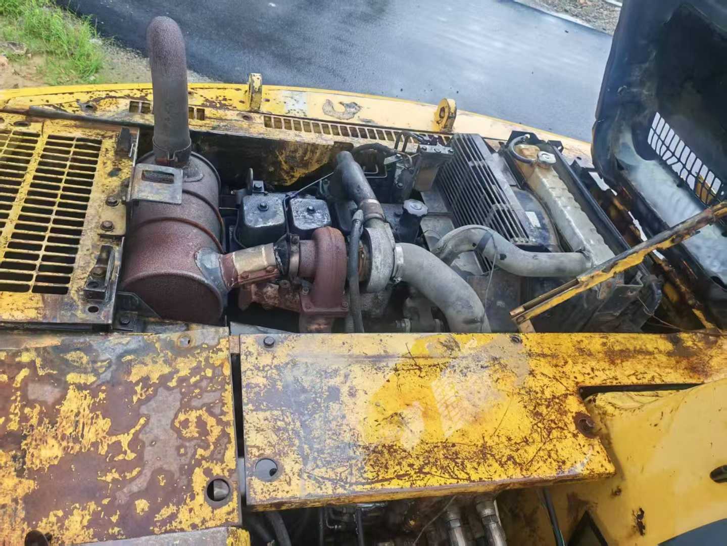 Used Komatsu PC120 Excavator 2016 Model / 4