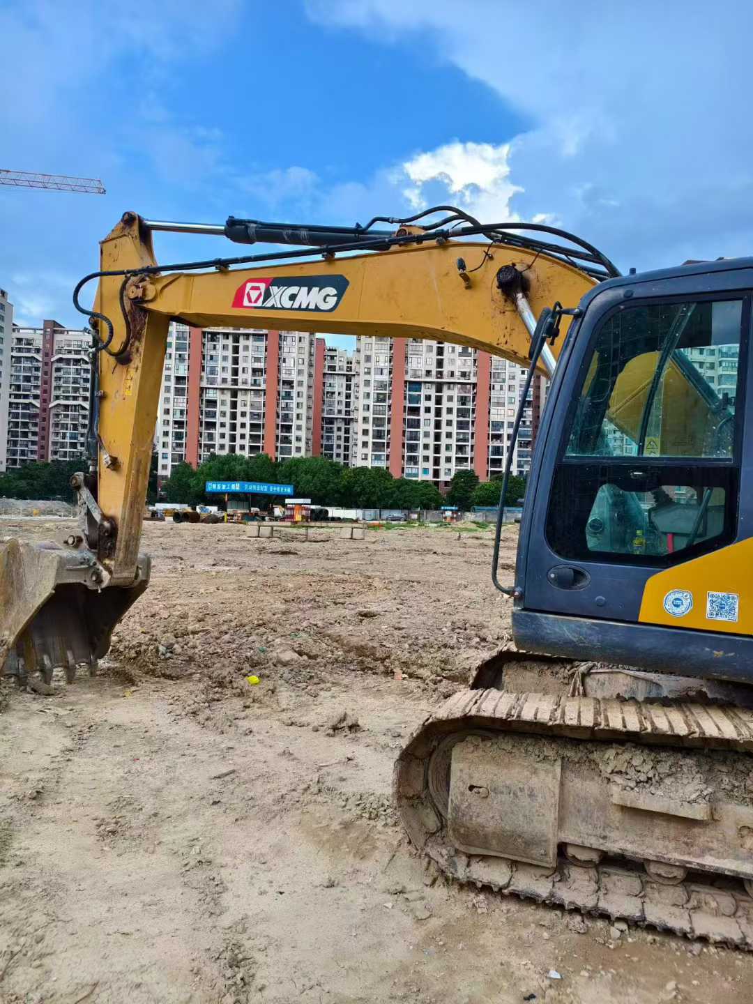 Used XCMG LW200 Excavator 2022 Model / 2