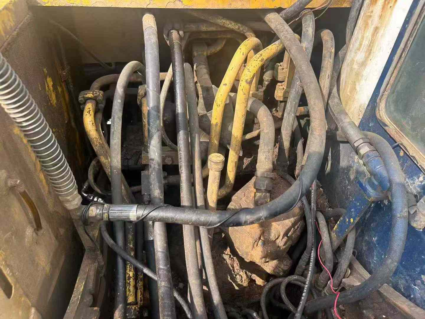 Buy Komatsu PW100 Used Excavator / 4 Used Komatsu PW100 Excavator 2016 Model / 4