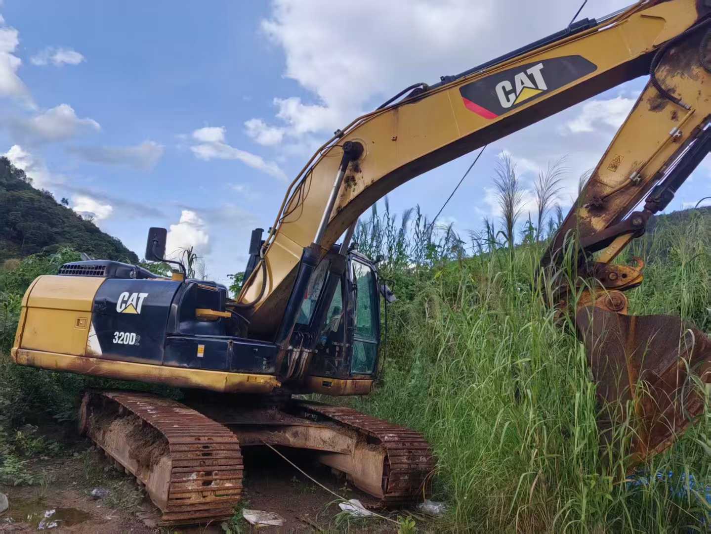 Used Caterpillar 320D Excavator 2017 Model / 3