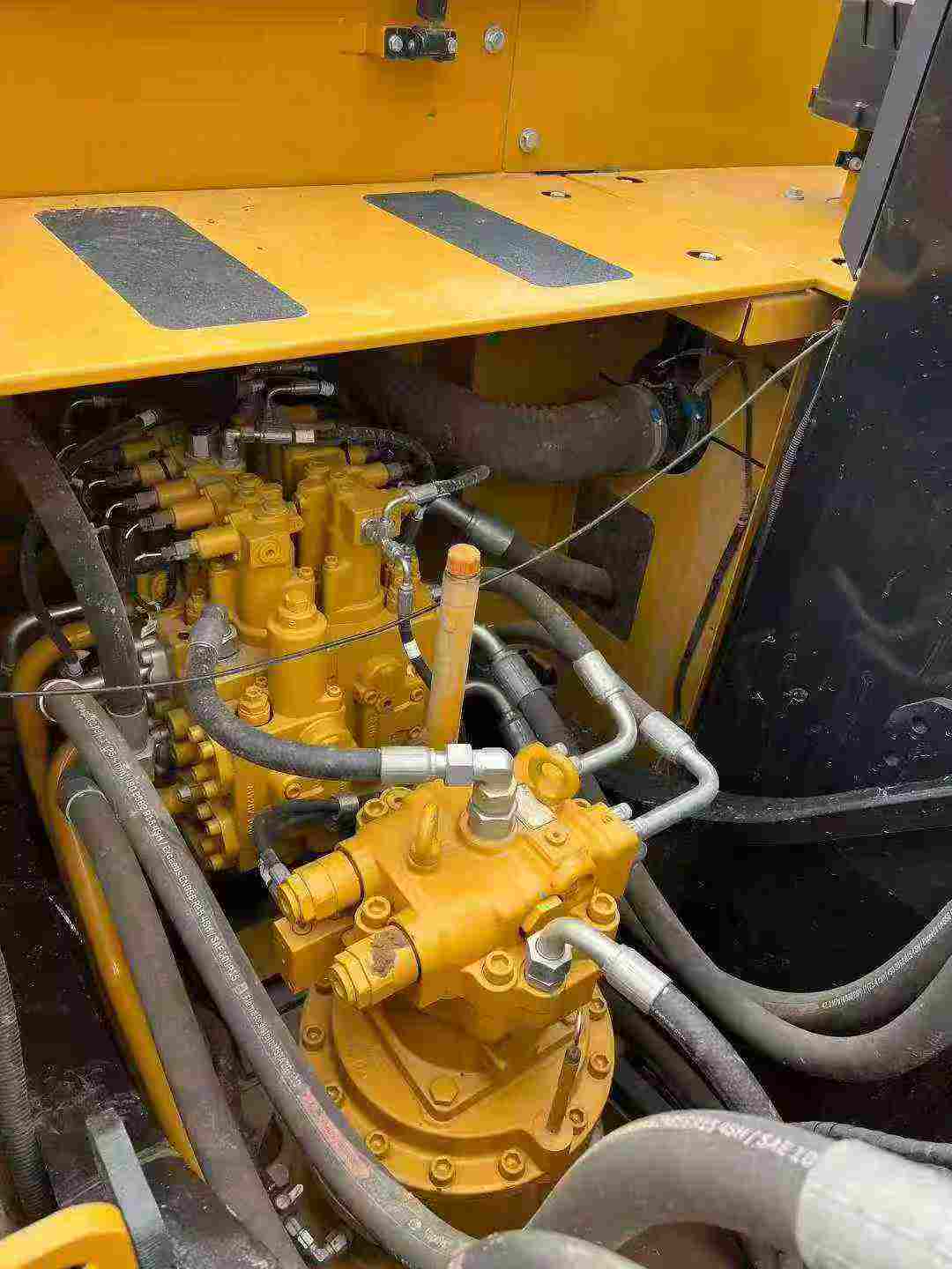 Used Sany SY205H Excavator 2024 Model / 8