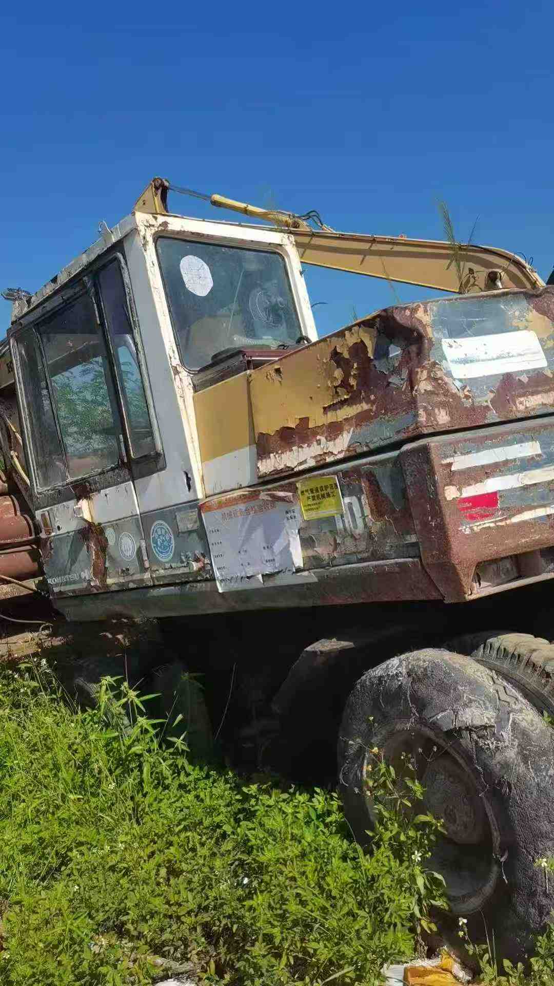 Buy Komatsu PW100 Used Excavator / 2 Used Komatsu PW100 Excavator 2016 Model / 2