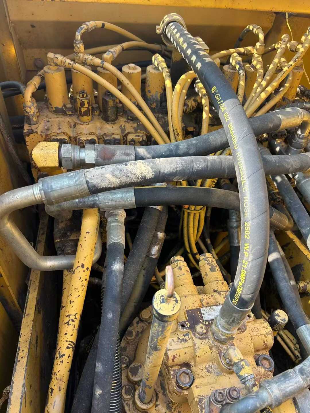 Used Caterpillar 320C Excavator 2016 Model / 6