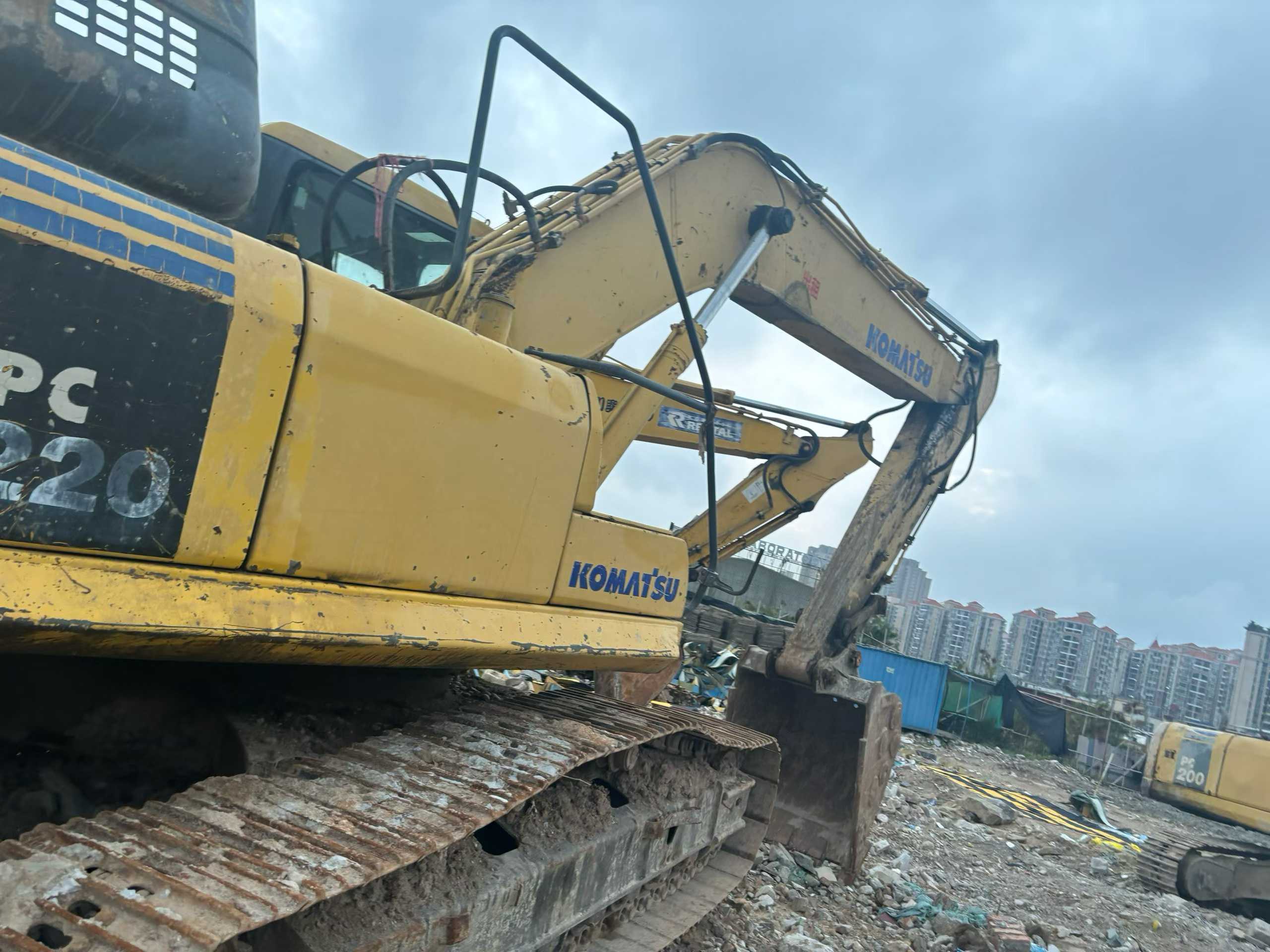 Used Komatsu PW200-7 Excavator 2016 Model / 2