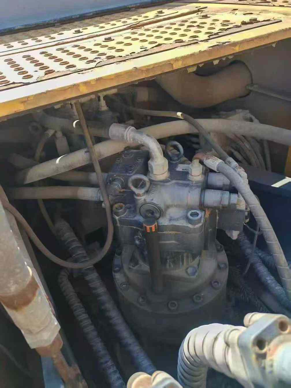 Used XCMG LW200 Excavator 2016 Model / 3