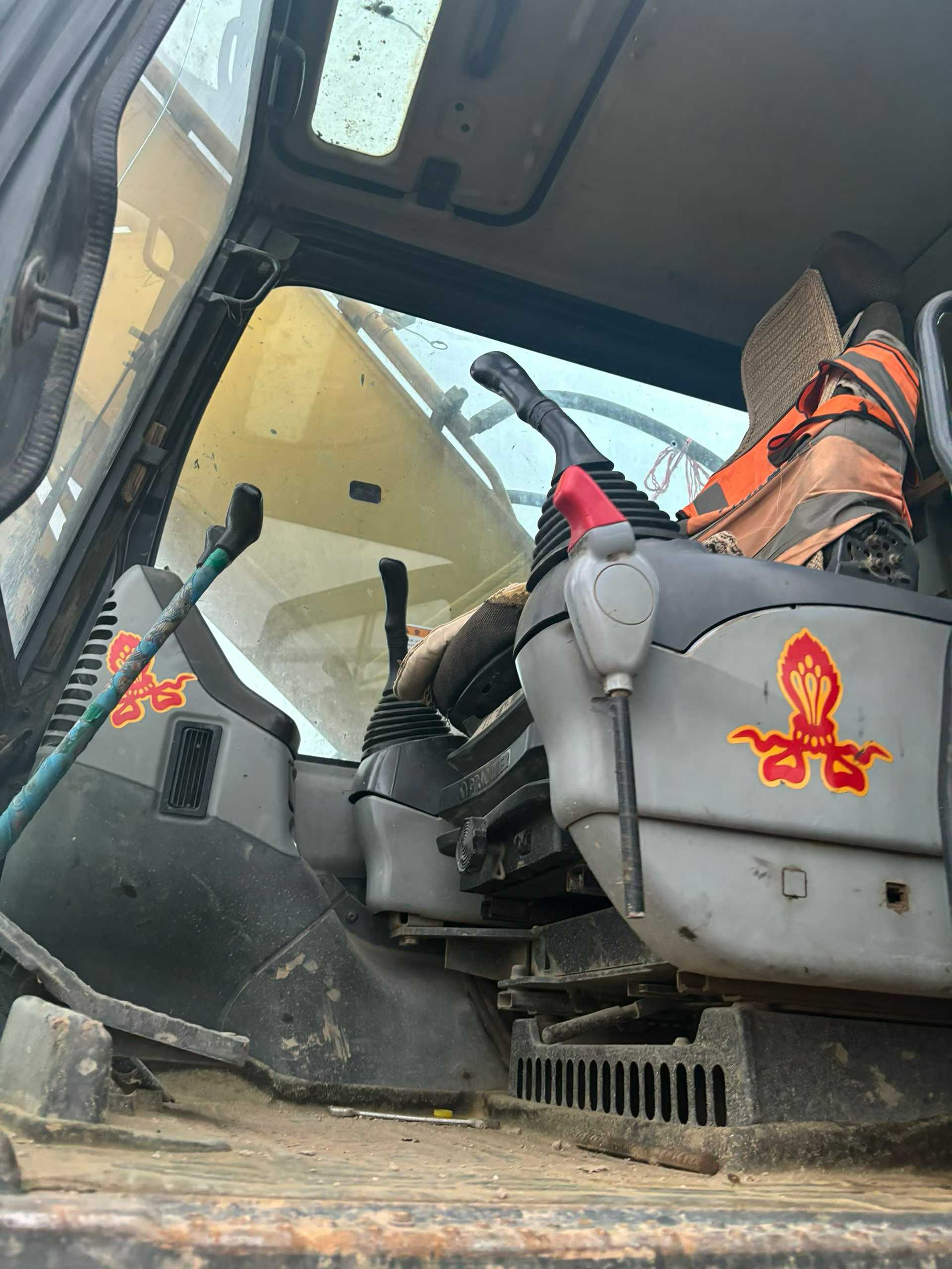 Used Komatsu PW200-7 Excavator 2016 Model / 5