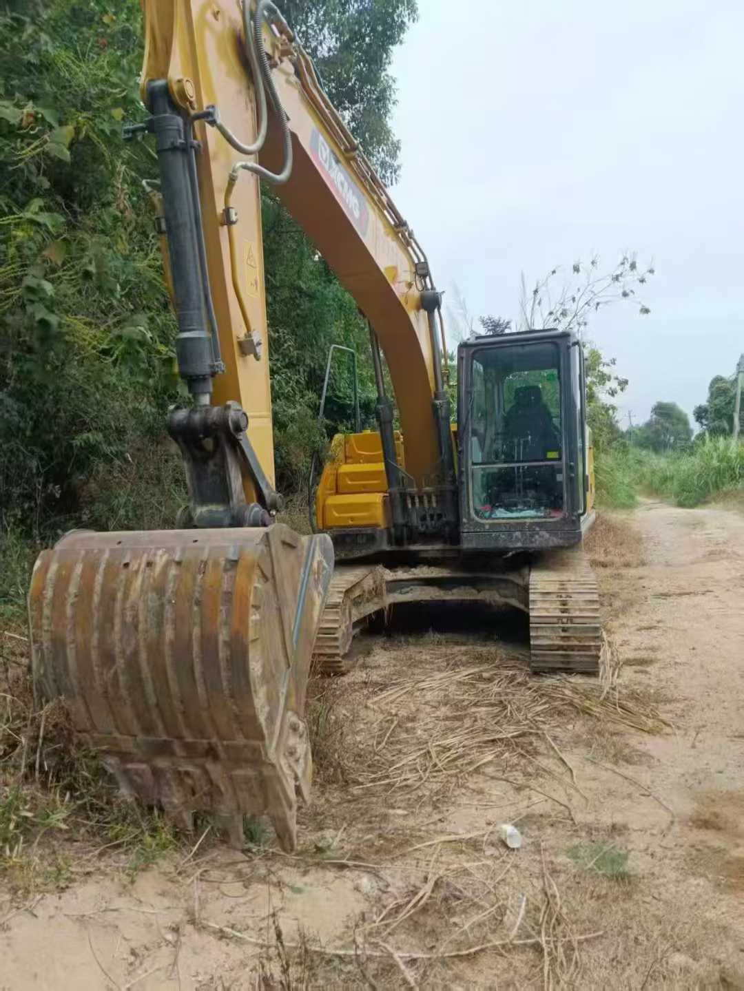 Used XCMG LW120 Excavator 2025 Model / 3