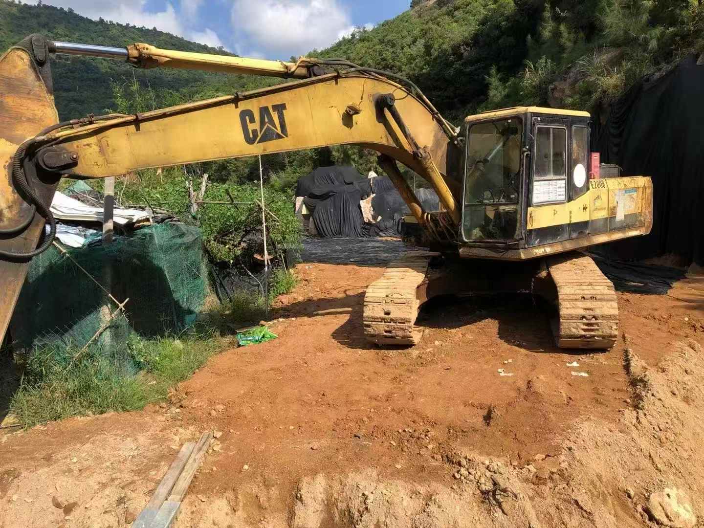 Used Caterpillar CT20 Excavator 2016 Model / 5