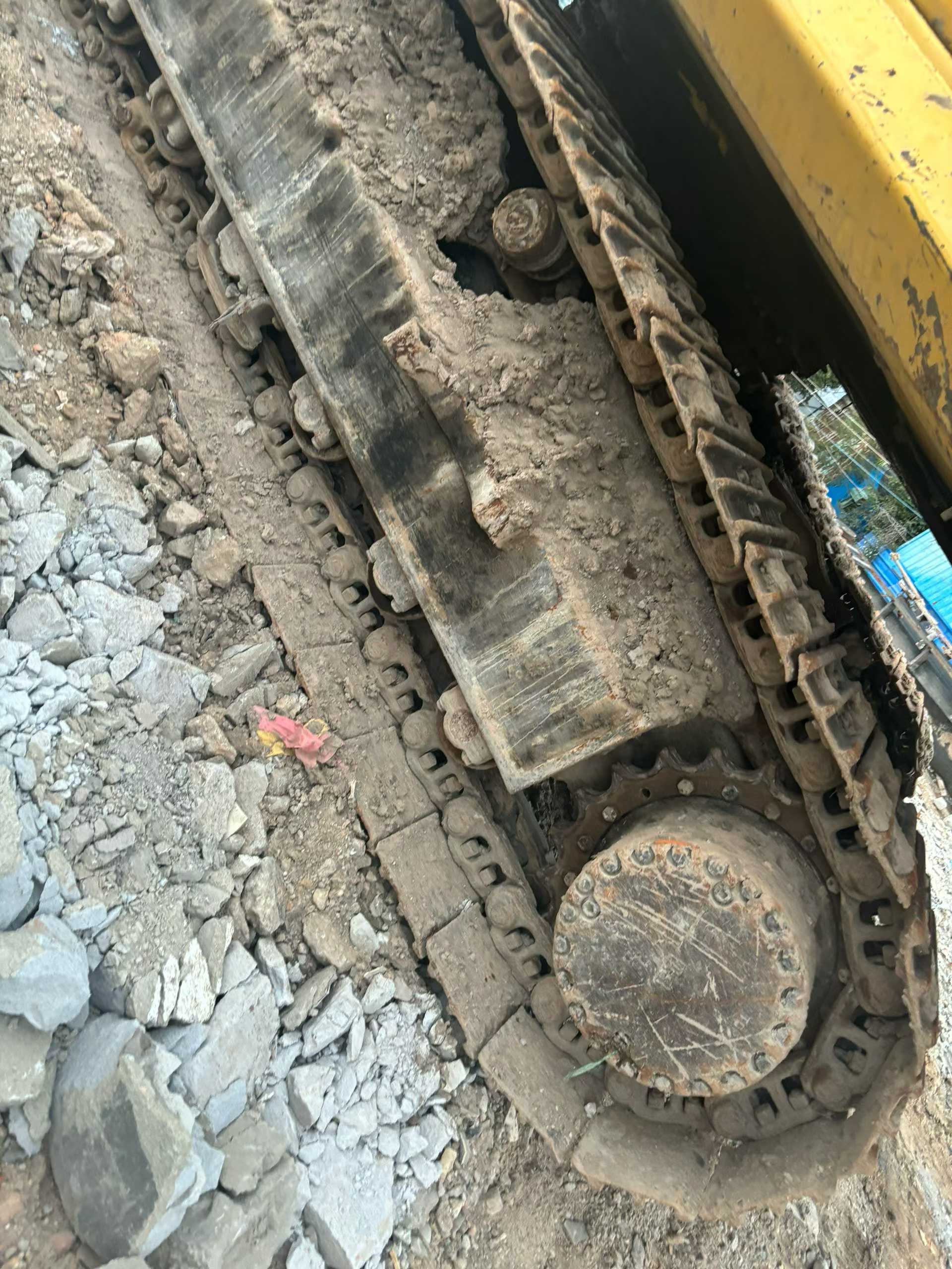 Used Komatsu PW200-7 Excavator 2016 Model / 6