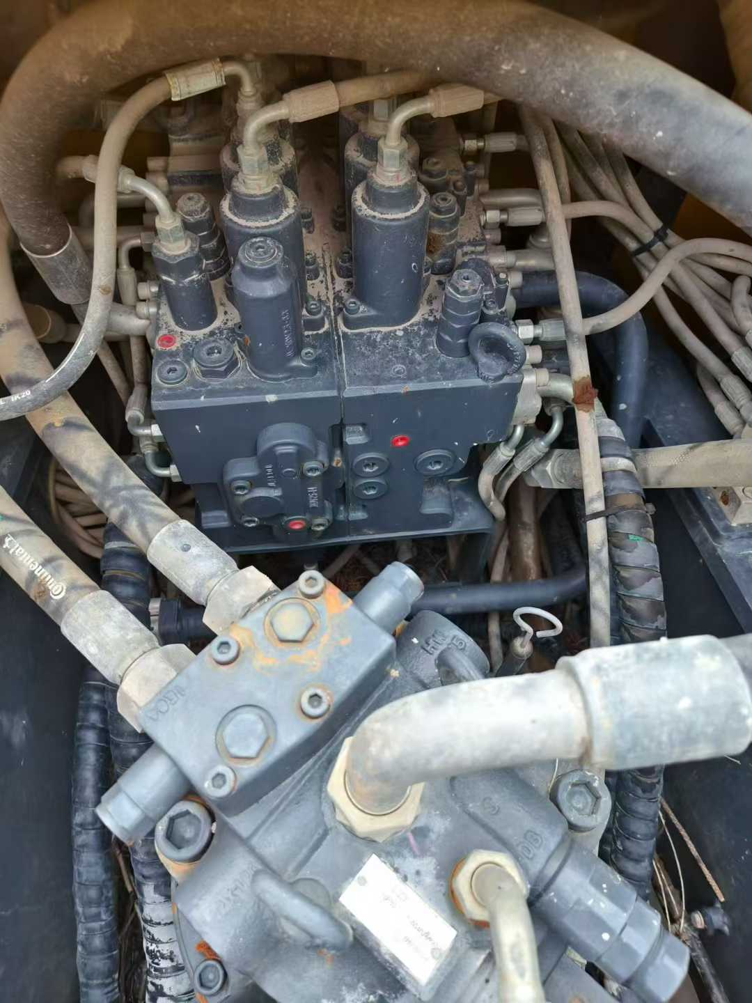 Used XCMG LW200 Excavator 2022 Model / 7