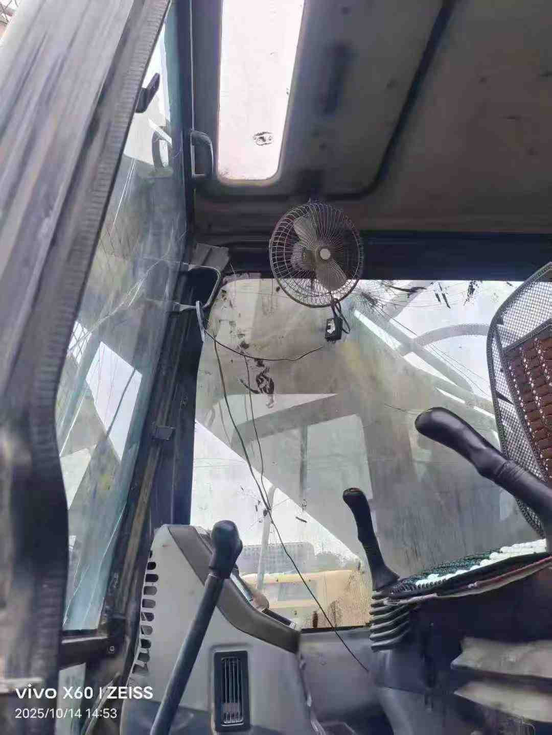 Used Komatsu PC60-7 Excavator 2016 Model / 9