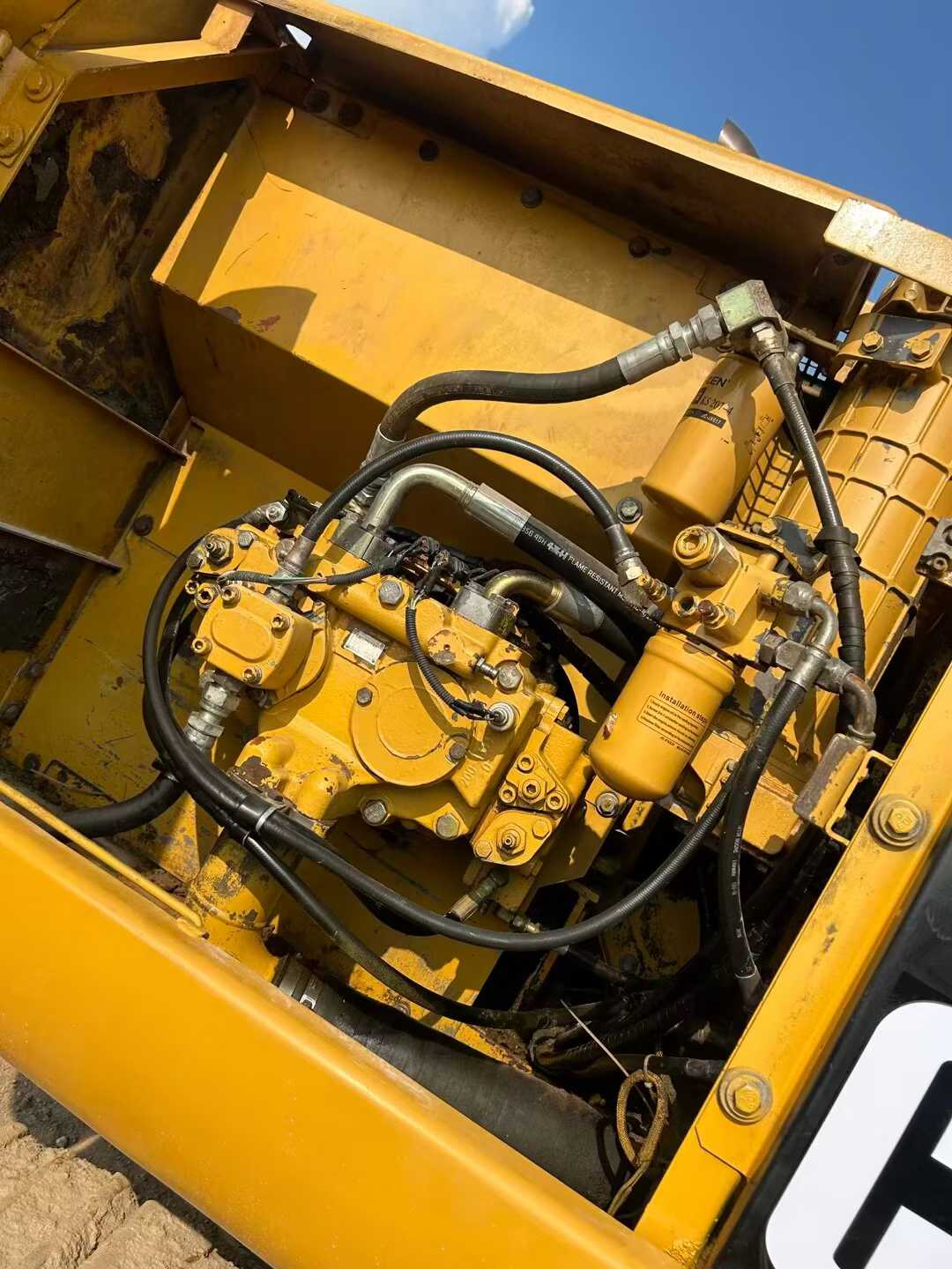 Used Caterpillar 320C Excavator 2016 Model / 7