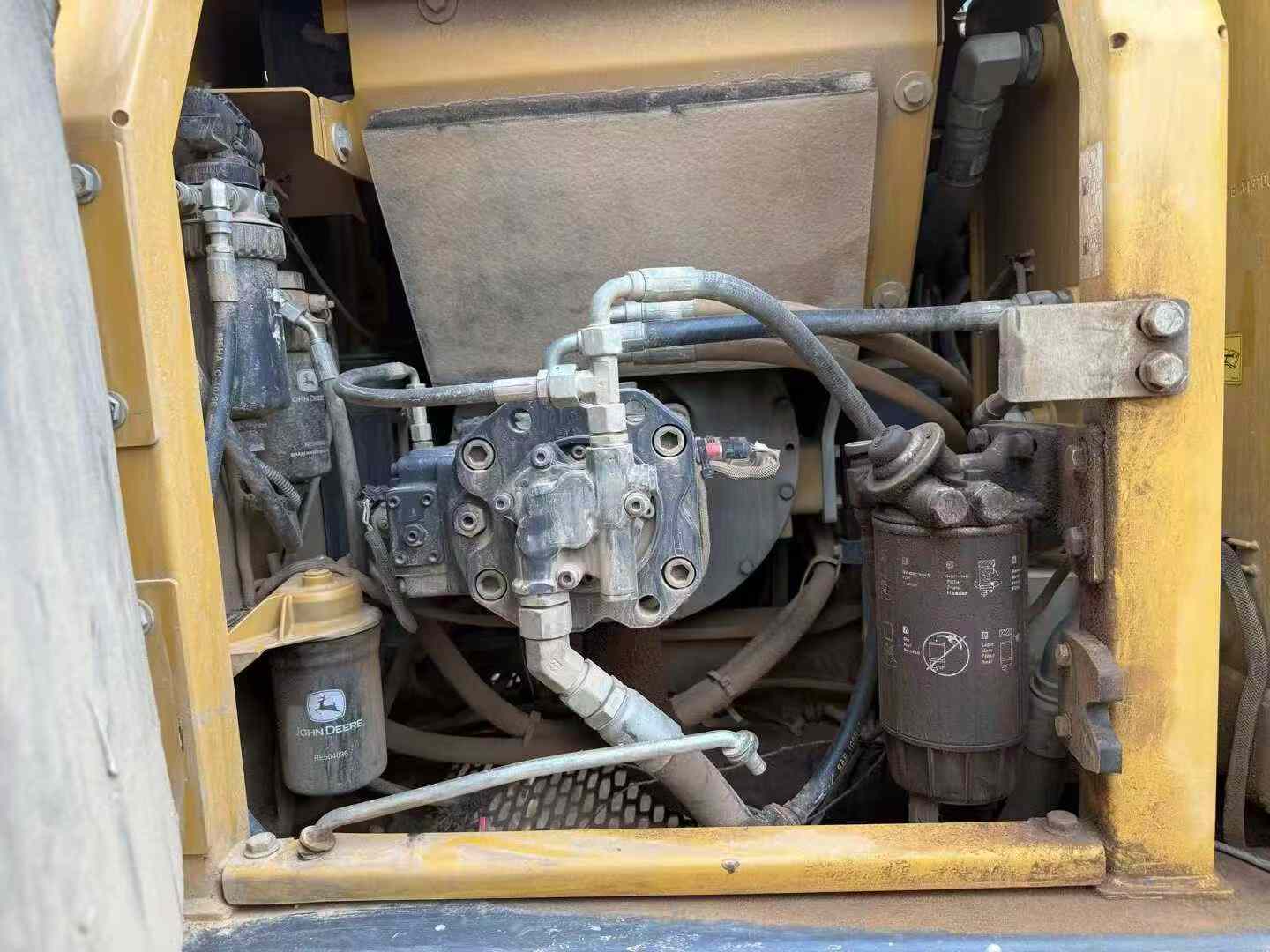 Buy JohnDeere E130 Used Excavator / 6 Used JohnDeere E130 Excavator 2018 Model / 6